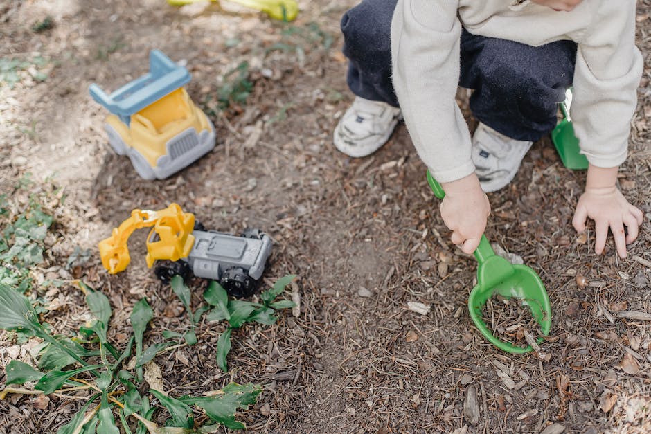  Kinder in der Natur erkunden